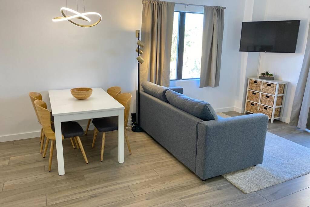 Modern Studio On I-Drive: Parking + Pool Included Orlando Bagian luar foto